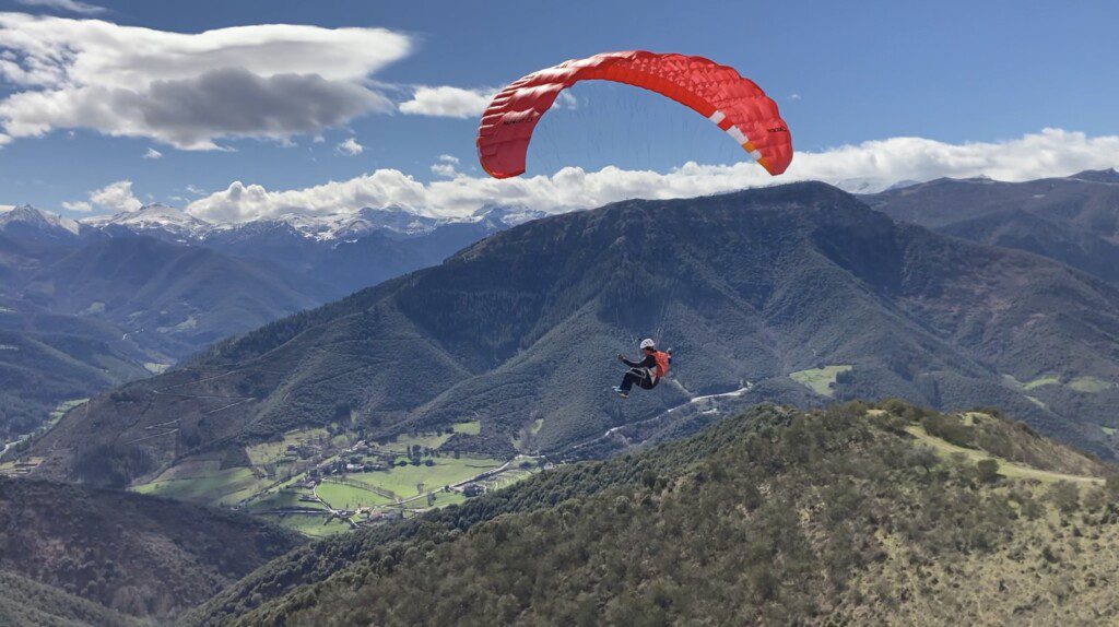 Curso Parapente hike&fly volando