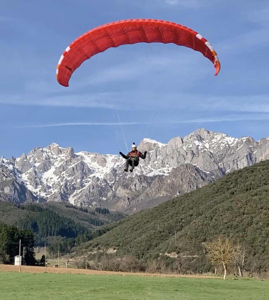 Parapente Run&fly aterrizando